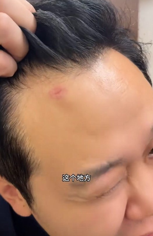 墨西哥世界杯揭幕战前:中国球迷机场外遭持枪抢劫,护照现金被抢,警察到场先索贿 墨西哥世界杯揭幕战前:中国球迷机场外遭持枪抢劫,护照现金被抢,警察到场先索贿